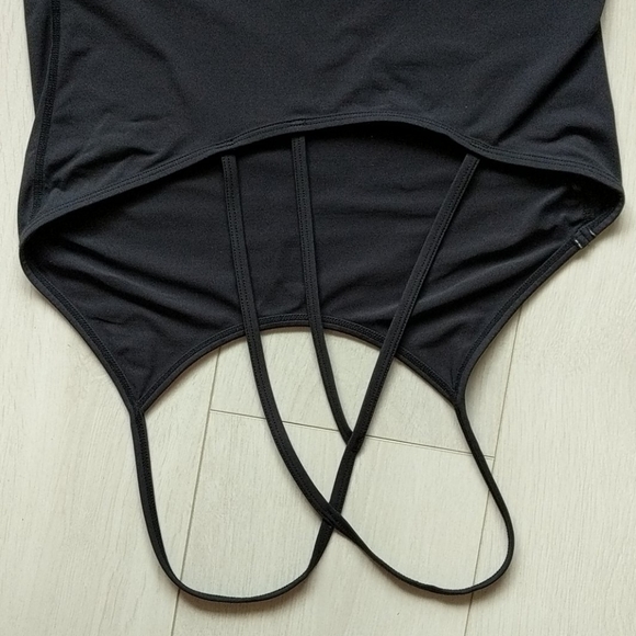 Splits59 Asymmetric Strap Tank Top - Picture 3 of 6